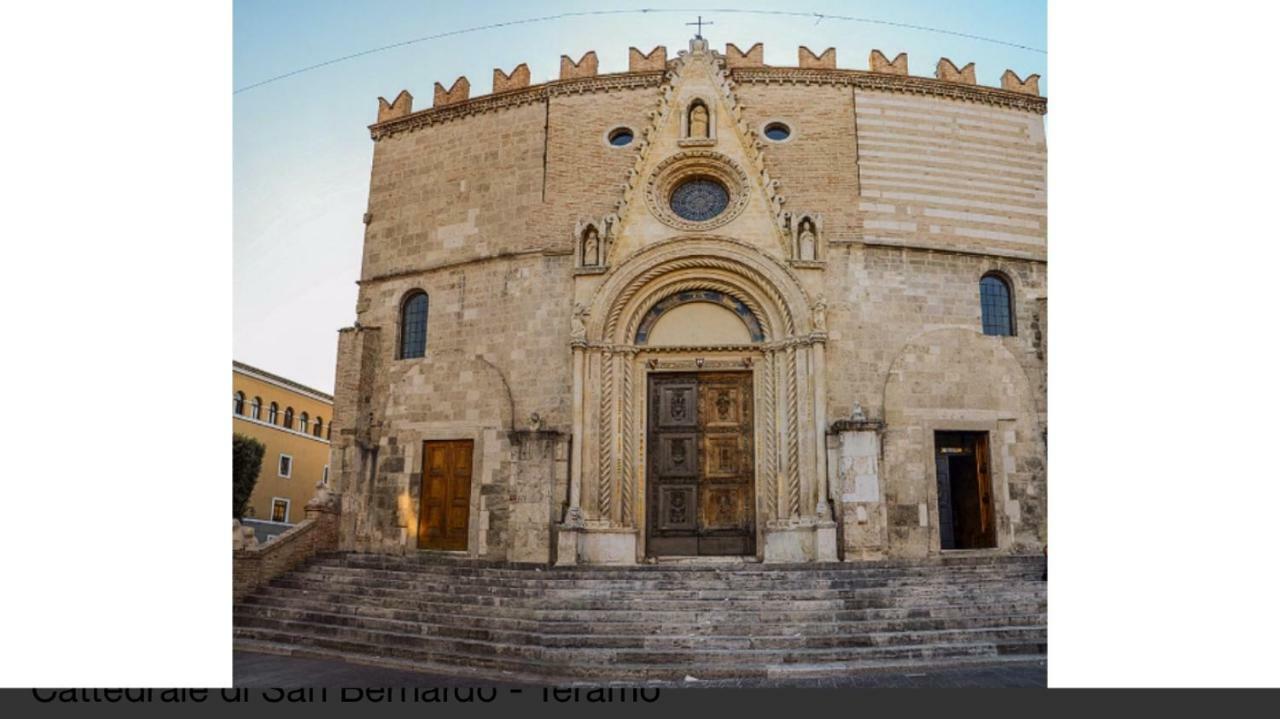 La Casetta Teramo Luaran gambar